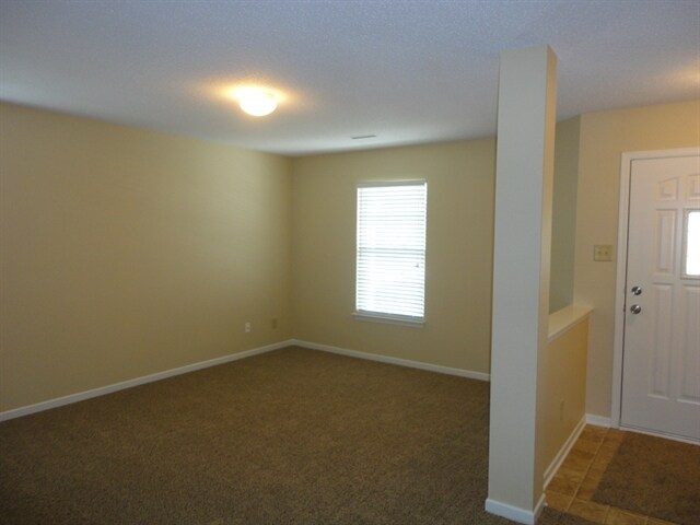 Building Photo - 10798 Cyrus Dr