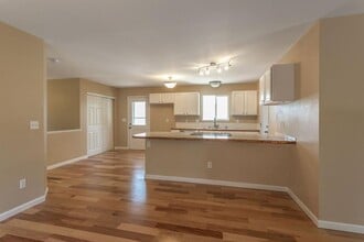 Building Photo - 2362 Calcite St