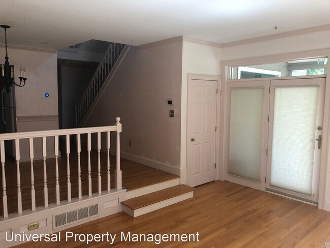 Foto del edificio - 4 br, 3 bath House - 579 Sagamore Ave #67