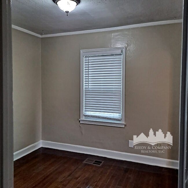 Building Photo - 3638 Marion Ave