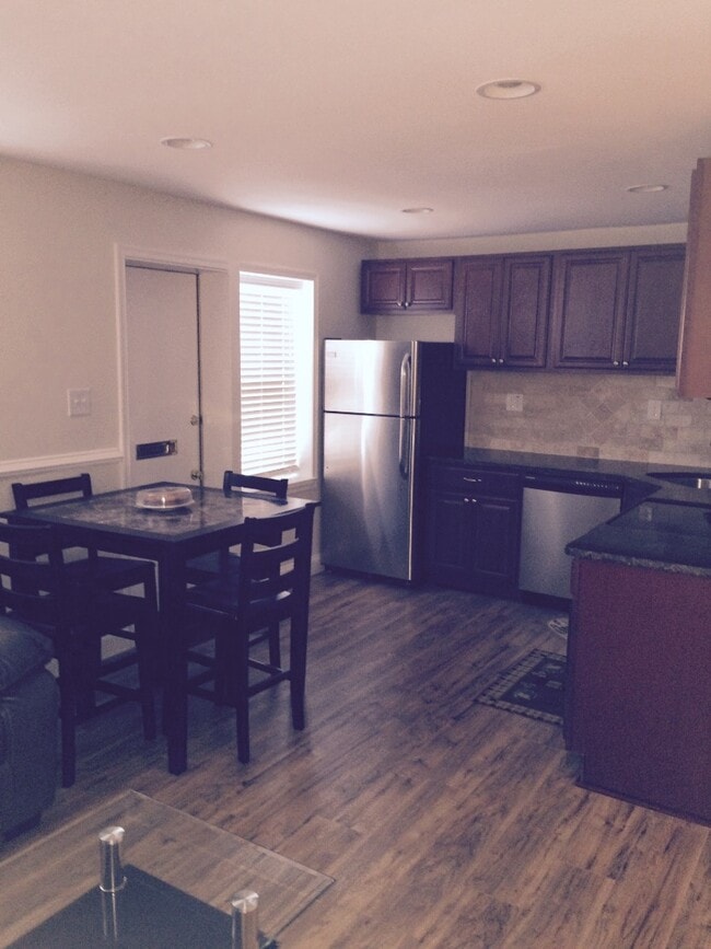 Photo - 125 Montgomery Ave Apartment