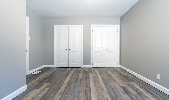 Building Photo - 480 Edgehill Dr