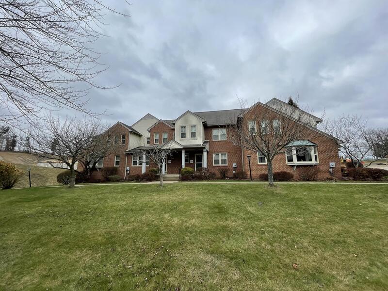 Foto principal - 232 Chesna Dr