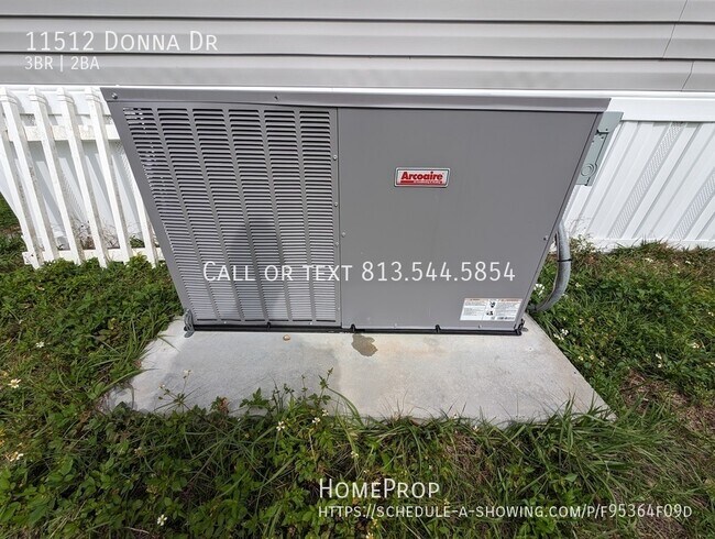 Building Photo - 3 bed-2 bath home in Temple Terrace