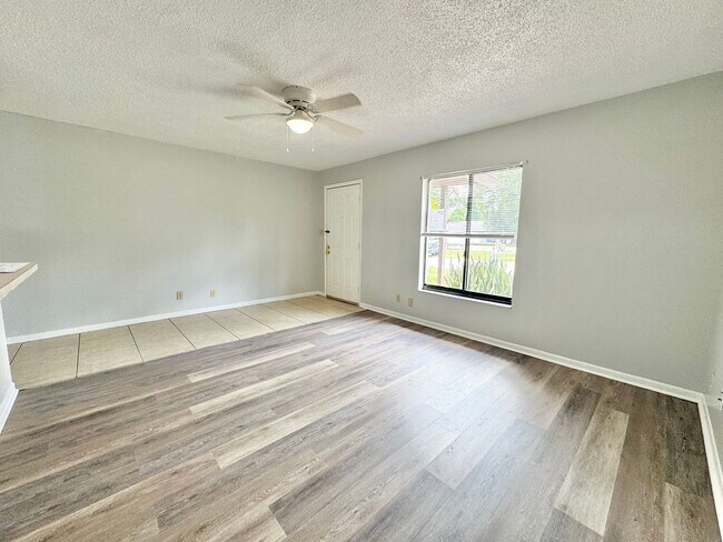 Foto del edificio - 770-780 E North St