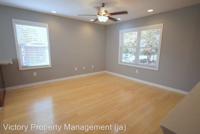 Building Photo - 3 br, 2 bath House - 213 Sawmill Rd
