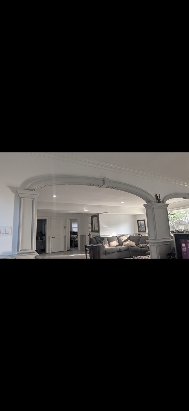 Foto del edificio - 29 Frost Mill Rd