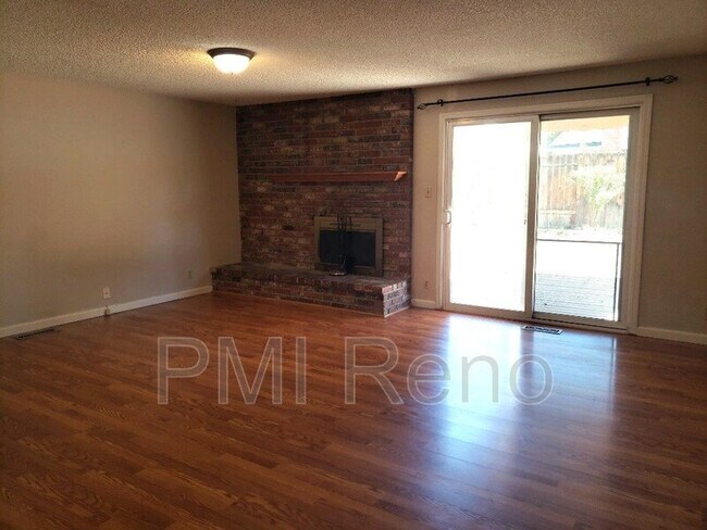 Building Photo - 2982 Caballo Dr