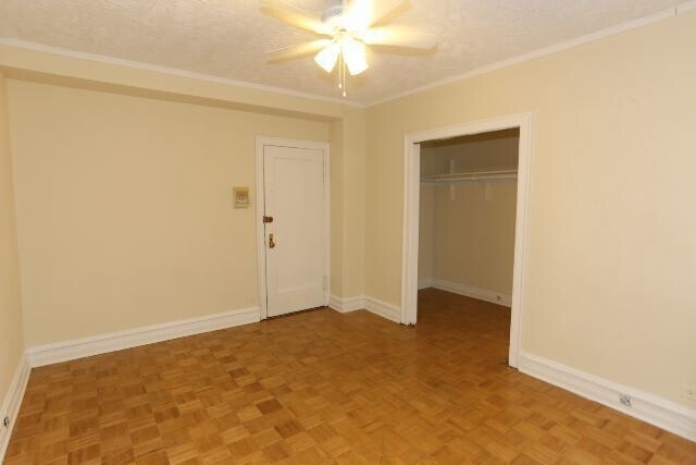 Foto del edificio - 711 W Belmont Ave