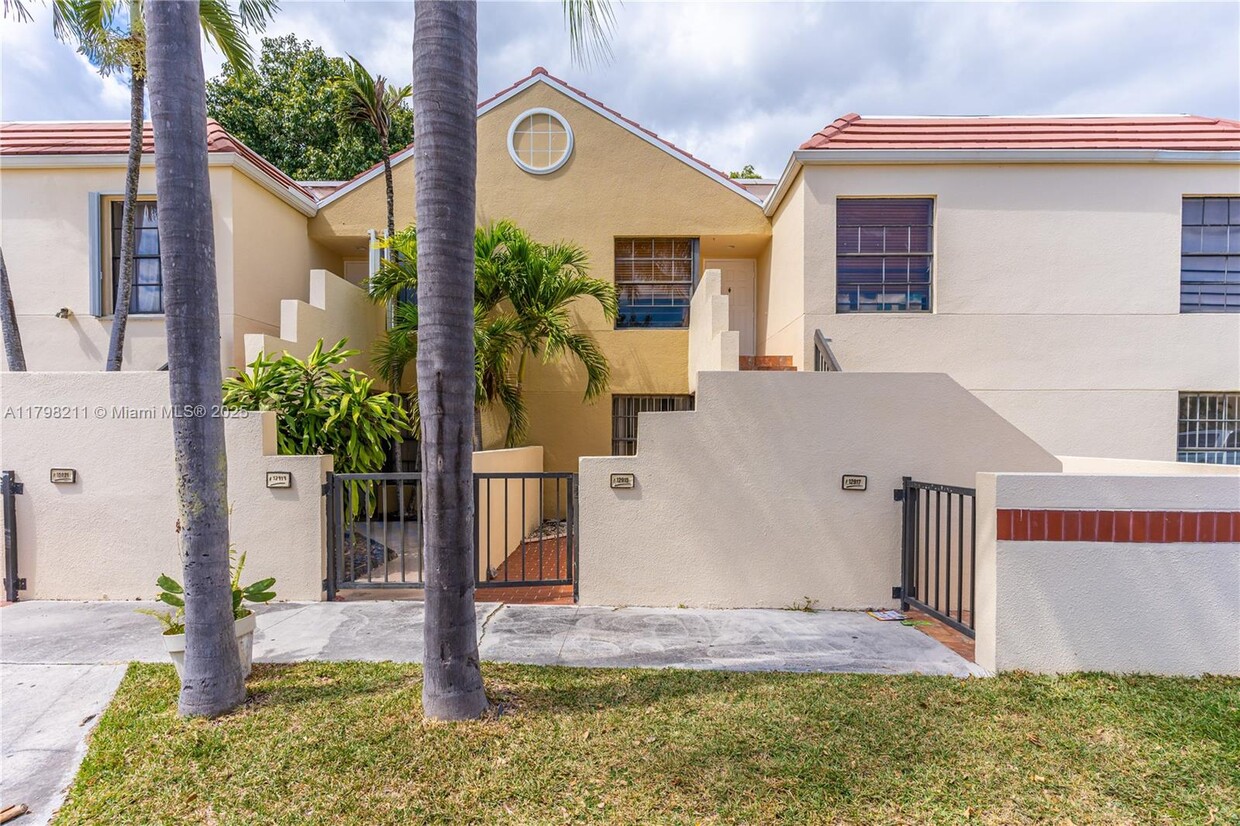 Primary Photo - 12915 SW 88th Terrace