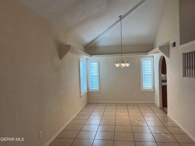 Building Photo - 1537 Rosenbaum Ln