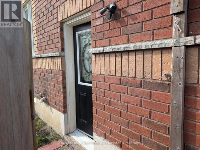 Building Photo - 36 Spicebush Terrace