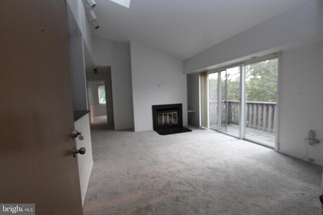 Foto del edificio - 2114 Aspen Dr