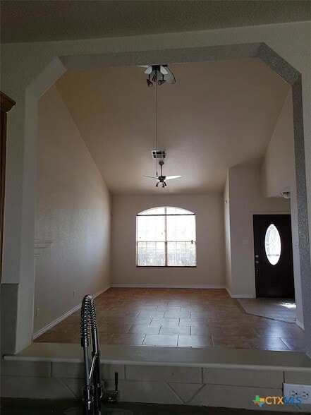 Building Photo - 3403 Bull Run Dr