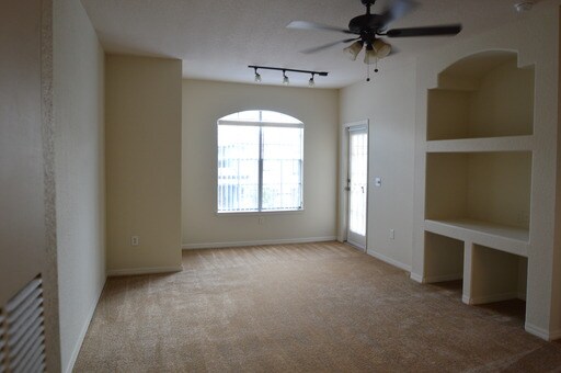 Building Photo - 8414 Lucuya Way