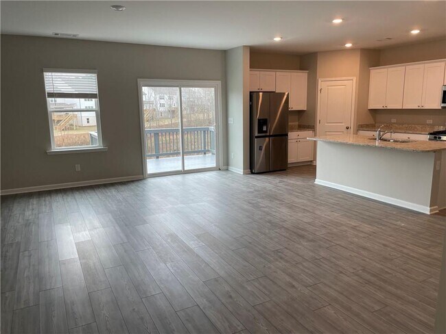 Foto del edificio - 4636 Waxwing St