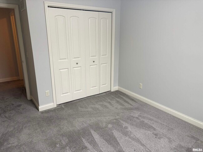 Foto del edificio - 2315 W Paddington Ct