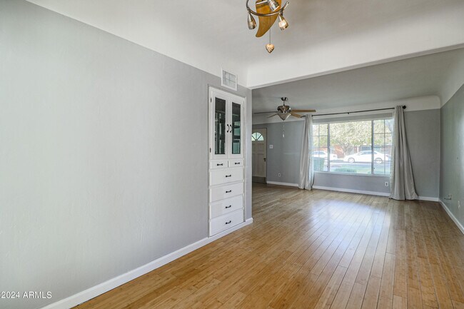 Foto del edificio - 2801 N 25th St