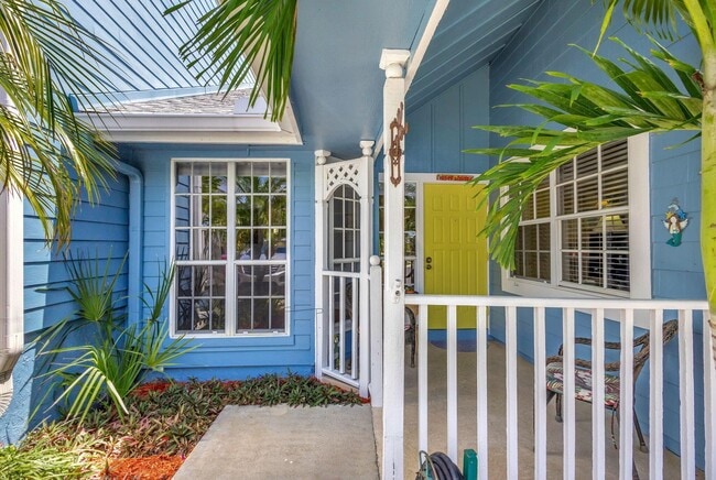 Building Photo - 716 Ocean Dunes Cir