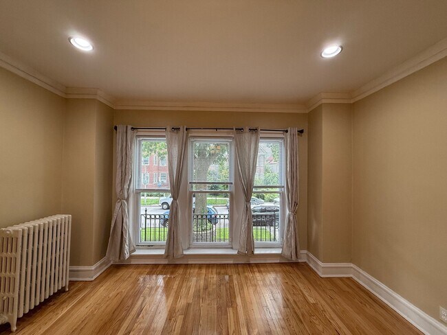 Foto del edificio - 6132 N Paulina St