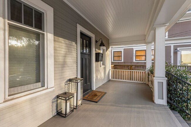 Foto del edificio - 1516 NW 25th Ave