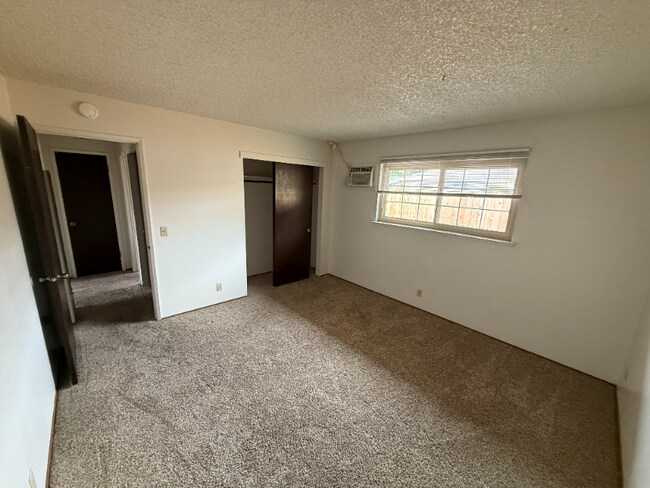 Foto del edificio - 1226 East St