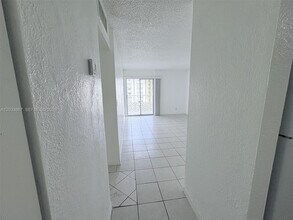 Building Photo - 4550 NW 9th St