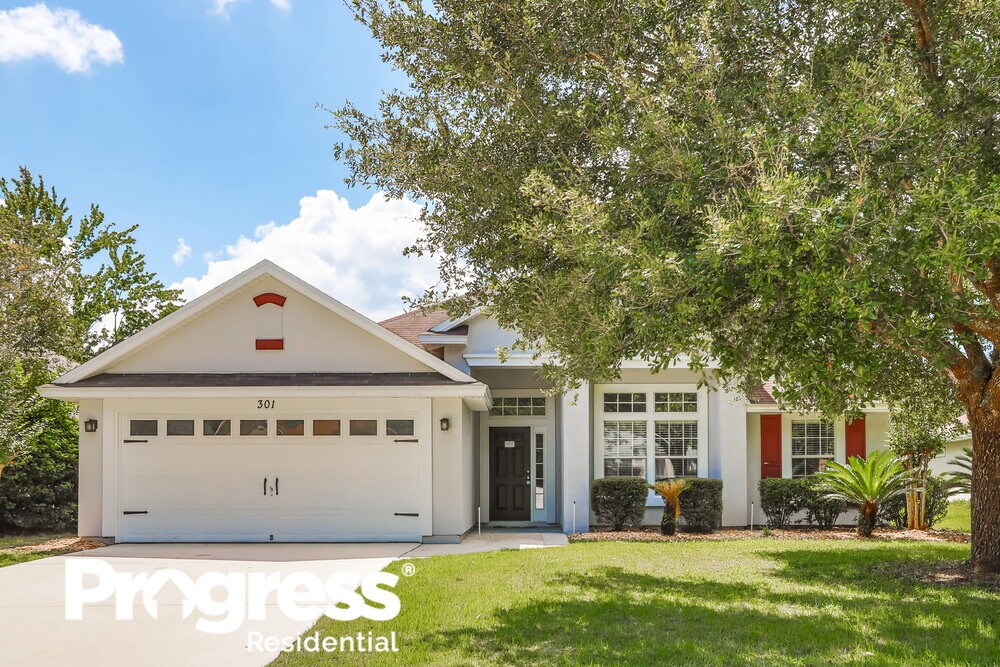 Foto principal - 301 N Lake Cunningham Ave