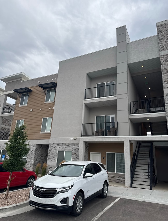 Outside View - 2342 E 830 S