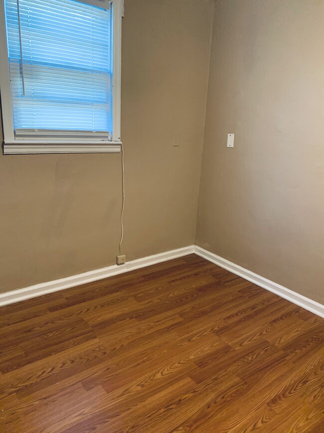 Foto del edificio - 11403 E 10th St S