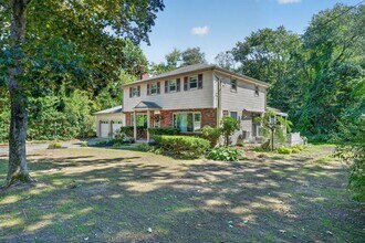 Building Photo - 375 Kendall Rd
