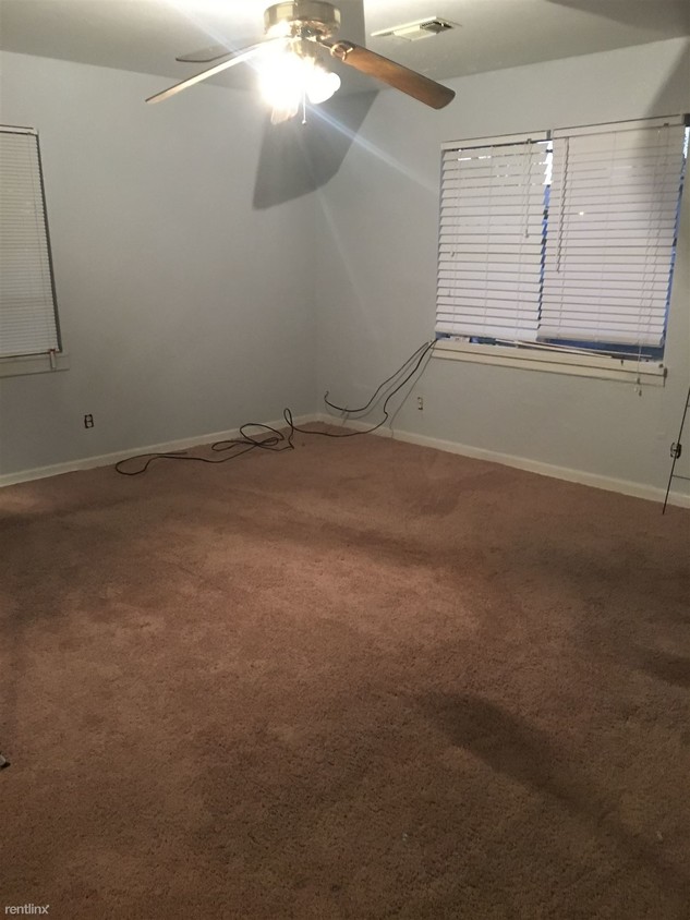 Foto principal - 1110 W Houston St