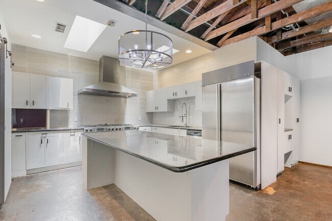 Foto del edificio - 2602 Kings Rd