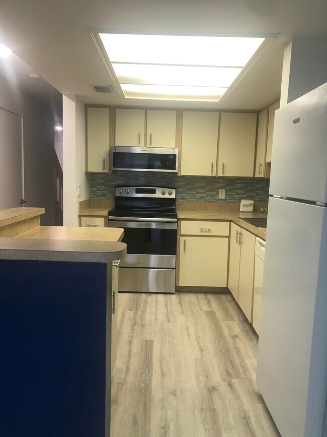 Foto del edificio - 5500 Ocean Shore Blvd