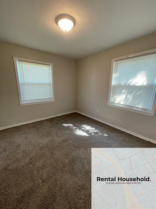 Foto del edificio - 22849 Almond Ave