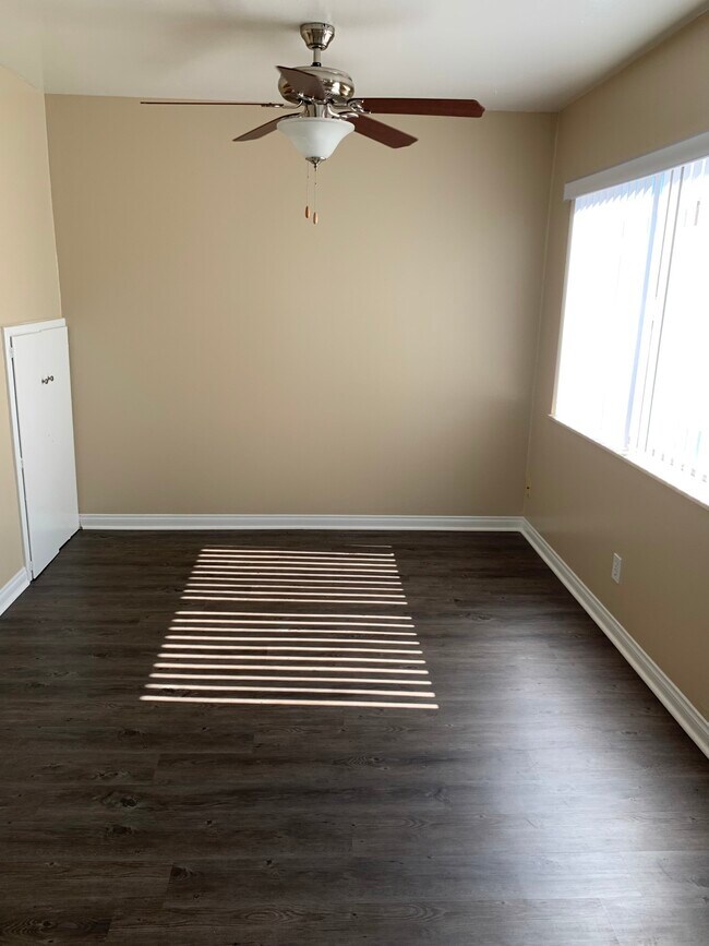 Foto del edificio - 808 N Azusa Ave