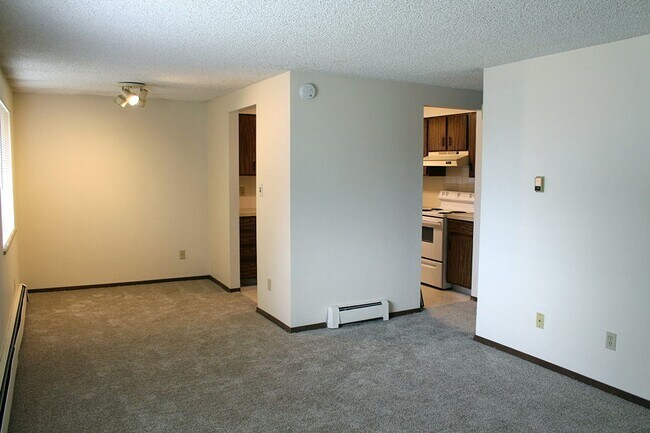 Foto del edificio - 3645 Butternut Dr