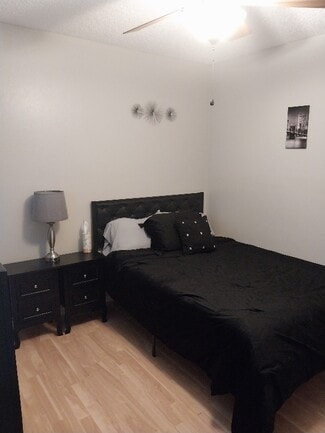 Building Photo - 2 Strawflower Ct