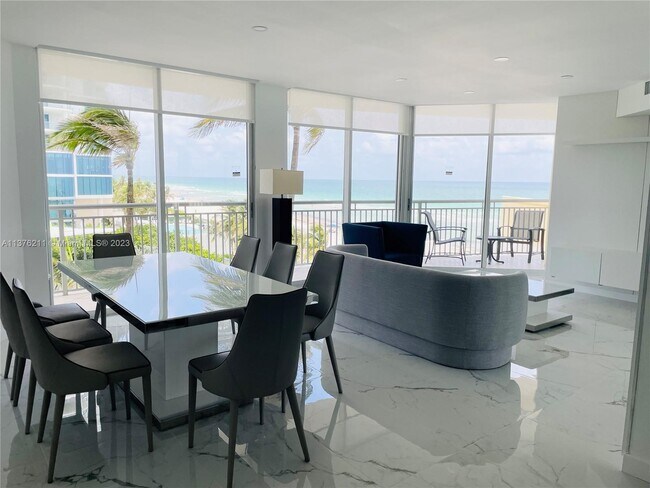 Building Photo - 17375 Collins Ave