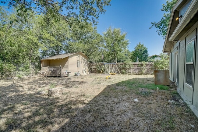 Atrás - 4815 Castle