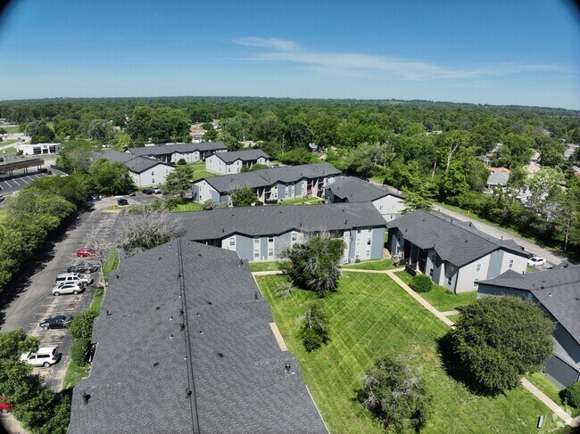Exterior 3D - Crossing at Northpointe Apartments