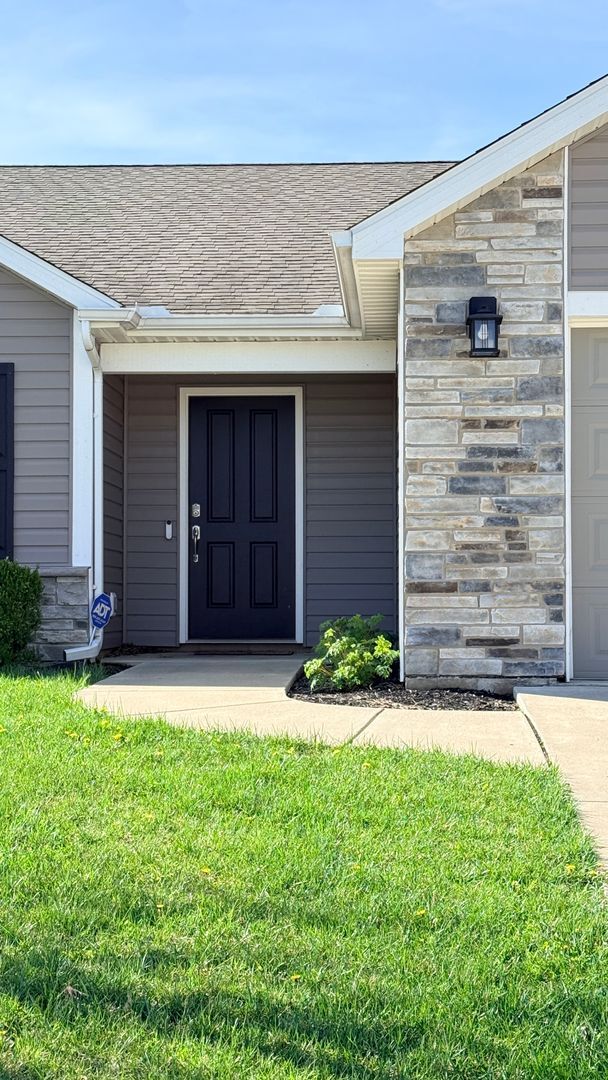 Photo - Spacious 3 Bed 2 Bath w/office House