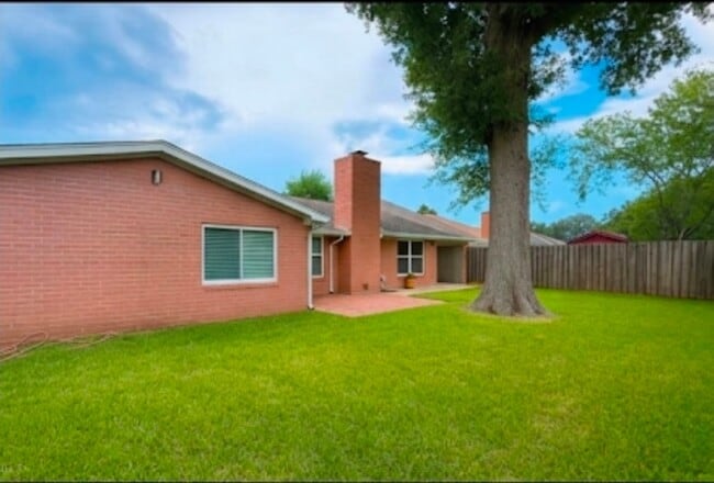 Foto del edificio - 11406 Montverde Ln