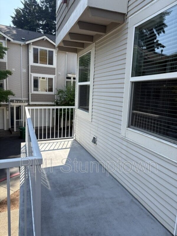 Building Photo - 14184 SW Barrows Rd