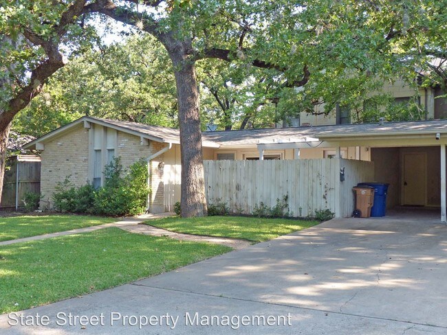 Building Photo - 2210 Quarry Rd