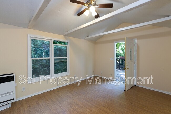 Building Photo - 9456 E Zayante Rd