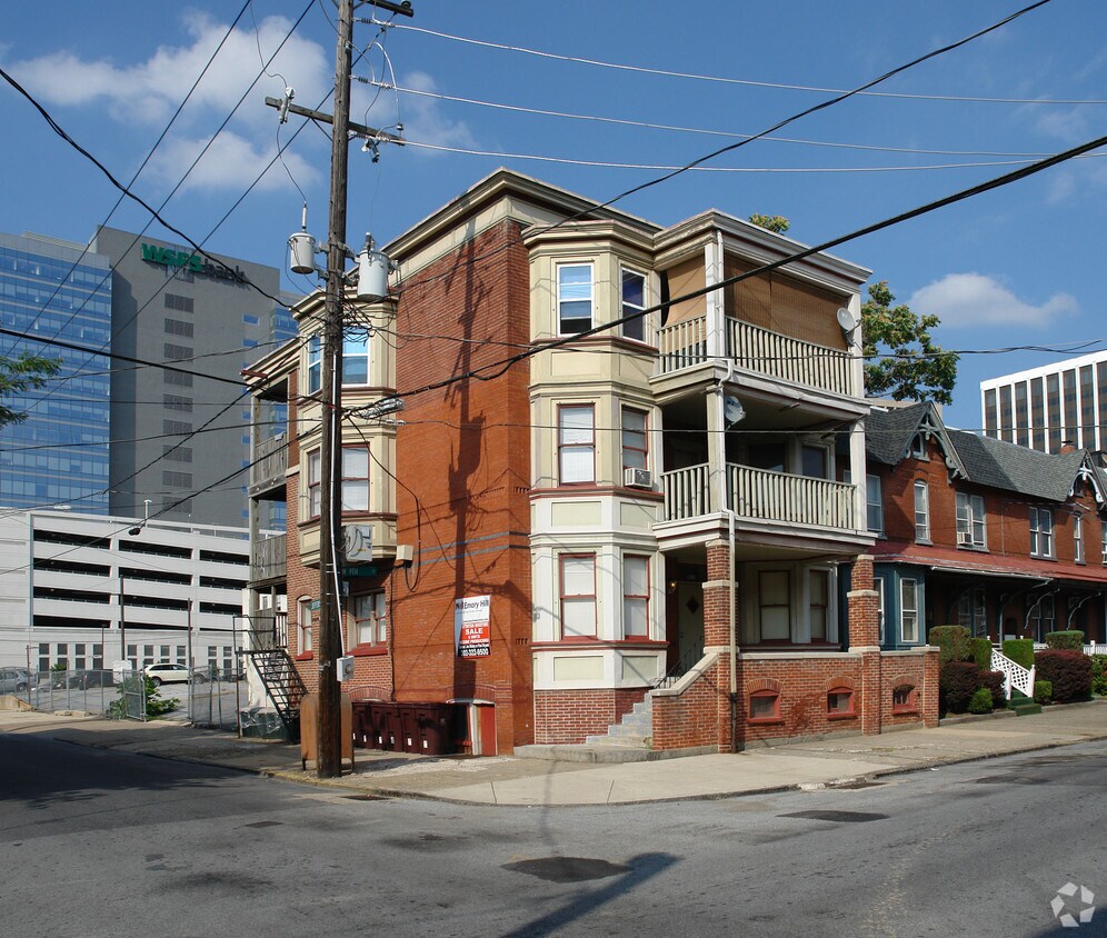 Foto principal - 511 W 9th St