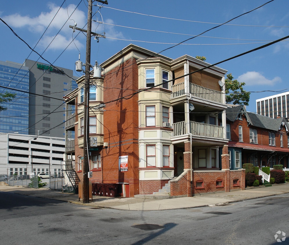 Primary Photo - 511 W 9th St