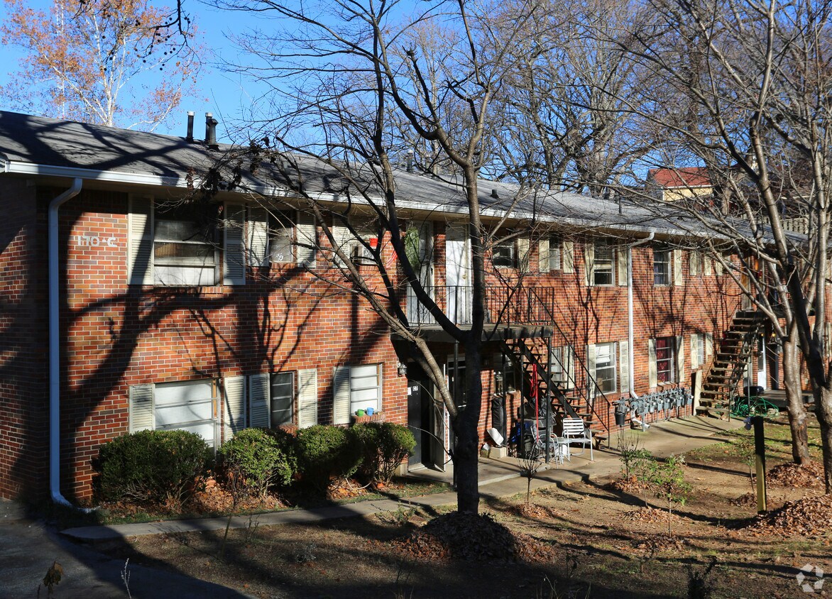 170 NE Waverly Way, Atlanta, GA 30307 Apartments in Atlanta, GA