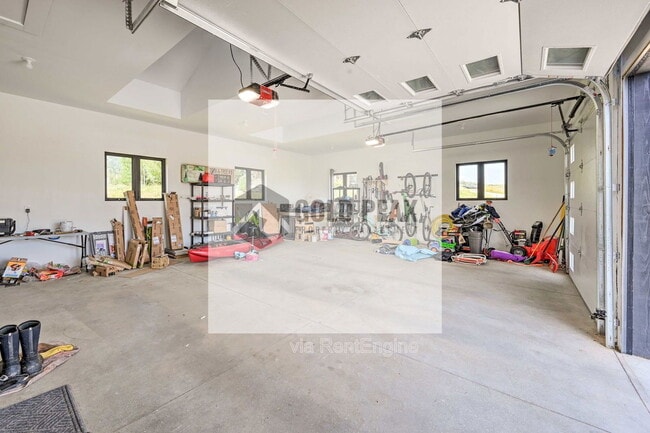 Building Photo - 30610 Boot Ct